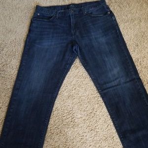Lucky jeans